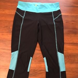 Athletic Capri pants